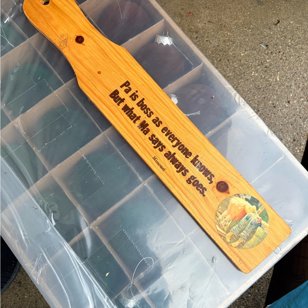 Vintage Novelty Wooden Paddle with Humorous Quote- Mom Knows Best
